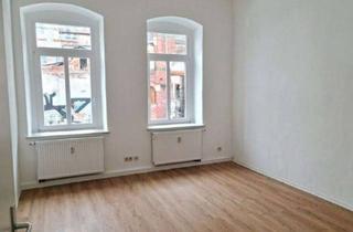 Wohnung mieten in Vettersstraße, 09126 Bernsdorf, +++ Wir haben Platz für Kinder! 4 Zimmer mit Balkon und großer Wohnküche in zentraler Lage +++
