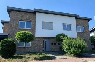 Wohnung mieten in 41366 Schwalmtal, Neuwertige Dachgeschosswohnung mit drei Zimmern und Balkon in Schwalmtal