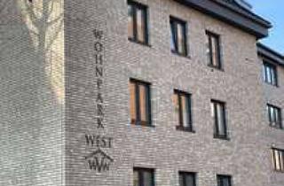 Wohnung mieten in Wippendorfstraße 23, 24534 Innenstadt, Moderne 3-Zimmer Dachgeschoss-Wohnung mit großen Balkon