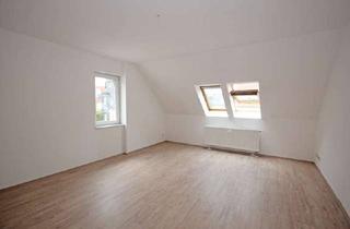 Wohnung mieten in Weststr., 04720 Döbeln, geräumige 3-Z-Dachgeschosswohnung