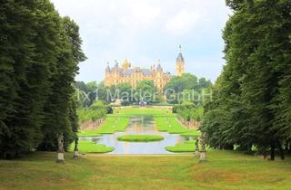 Wohnung mieten in 19061 Ostorf, 3-Raum Wohnung mit Balkon, Schloßgartenallee