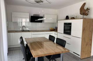 Wohnung mieten in 89077 Weststadt, Gepflegte 3,5-Zimmer-Wohnung mit Balkon und EBK in Ulm