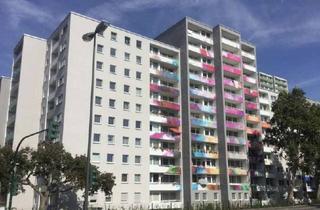 Sozialwohnungen mieten in Krahwinkelstraße 11, 45276 Steele, Geräumige 3-Raum-Wohnung mit Balkon im Erdgeschoss (WBS erforderlich)!