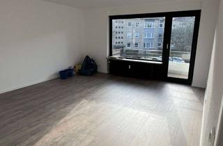 Wohnung mieten in 41462 Neuss, 4-Zimmer Wohnung mit Balkon in Neuss, 1. OG