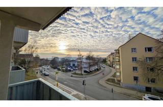 Wohnung mieten in Johannes-R.-Becher-Straße 56, 07546 Gera, Kleine 3-Raum-Perle mit Balkon und charmanten Schnitt!