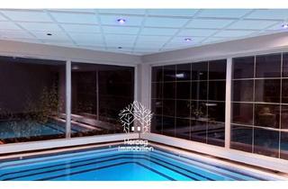 Einfamilienhaus kaufen in 73235 Weilheim, Exklusives Einfamilienhaus mit Sauna, Hallenbad mit moderner Gewerbeeinheit im Raum Esslingen