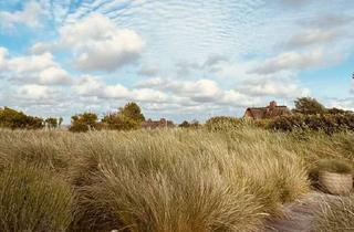 Haus kaufen in Klenterdeel 7 b, 25980 Sylt, ULI VOGELER GmbH - ÄSTHETIK IN PERFEKTION - REETGEDECKTE HAUSSCHEIBE MIT TRAUMHAFTEN SÜDTERRASSEN