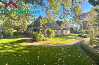 Haus kaufen in 25920 Risum-Lindholm, Reetdachkate mit historischem Flair & Gartenidylle vereint