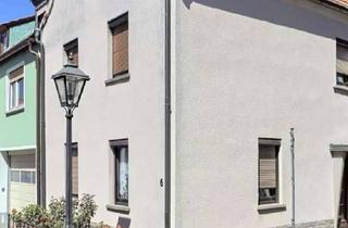 Einfamilienhaus kaufen in 97247 Eisenheim, Einfamilienhaus mit großem Nebengebäude in Untereisenheim