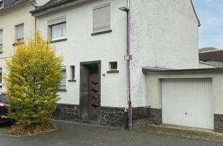 Haus kaufen in 56727 Mayen, Charmantes Familienhaus mit großem Garten in ruhiger und zentraler Wohnlage von Mayen