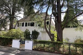 Villa kaufen in 53127 Venusberg, Familienfreundliche Altbau-Villa mit Charme, Stil und Sonnengrundstück in TOP-Lage am Venusberg