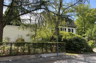 Villa kaufen in 53127 Venusberg, Platz für die Familie und Generationen!Repräsentative Altbau-Villa erweitert mit großer Wohnhalle