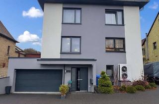 Haus kaufen in 75038 Oberderdingen, Architektenhaus in Oberderdingen inklusive Einliegerwohnung, Pool & Sauna