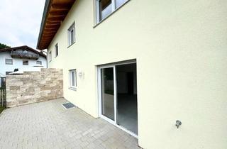 Haus kaufen in 83308 Trostberg, Lage mit Weitblick: Traumhafte DHH, modern & hell KFW40