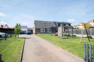 Haus kaufen in 18507 Grimmen, Bezugsfertiges Zuhause mit neu gestaltetem Innenhof und Spiel-Wiese für die Kinder