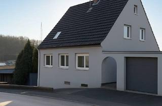 Einfamilienhaus kaufen in 42859 Innen, Charmantes Einfamilienhaus mit Einliegerwohnung, großer Garage und Garten