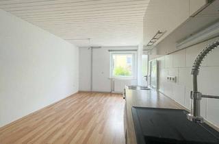 Mehrfamilienhaus kaufen in 94330 Aiterhofen, Viel Platz, klare Struktur – renditestarkes Mehrfamilienhaus in Aiterhofen