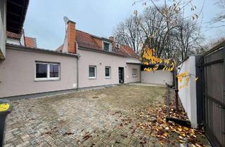 Einfamilienhaus kaufen in 67550 Rheindürkheim, Charmantes Einfamilienhaus mit Nebengebäude, zwei Garagen und großem Grundstück in Worms-Rheindü