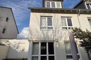 Haus mieten in 65835 Liederbach, Attraktives 4-Zimmer-Reihenendhaus mit EBK in Liederbach am Taunus
