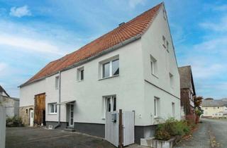 Anlageobjekt in 35614 Aßlar, Familienfreundliches EFH mit großem Raumangebot und Nebengebäuden