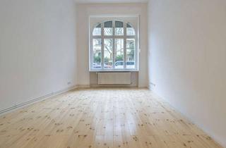 Wohnung kaufen in Am Bürgerpark, 13187 Pankow, Sanierte 2-Zimmer-Wohnung mit Terrasse und kleinem Garten am Bürgerpark Pankow