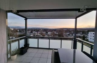 Wohnung kaufen in 73230 Kirchheim, Großzügige 4 Zimmer Wohnung mit Balkon, 2 Keller, Garage und Weitsicht in Kirchheim unter Teck