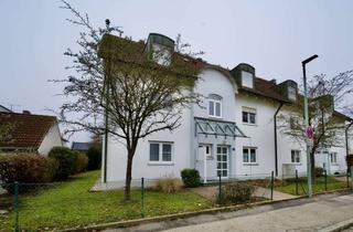 Wohnung kaufen in 85368 Moosburg, Charmante 3-Zimmer Maisonettewohnung mit Balkon, EBK und TG-Stellplatz