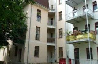 Wohnung kaufen in 08058 Zwickau, Helle 1-Zimmer Altbauwohnung in Zwickau