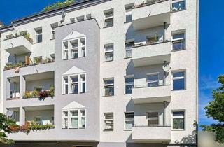 Wohnung kaufen in 13347 Wedding, Bezugsfreie und geräumige, sanierungsbedürftige 2-Zimmer-Altbauwohnung mit Balkon in Berlin-Wedding