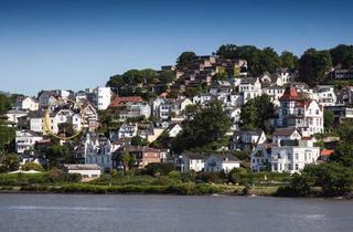 Loft kaufen in Grube, 22587 Blankenese, Exklusiv sanierte Gartenwohnung im Blankeneser Treppenviertel – Loft-Details, Terrasse & Elbmoment