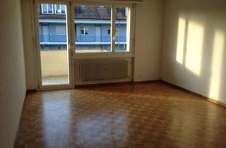 Wohnung mieten in Friedrich-Ebert-Straße 15, 93051 Großprüfening-Dechbetten-Königswiesen, Renovierte 2,5-Zimmer-Wohnung mit Balkon in Regensburg