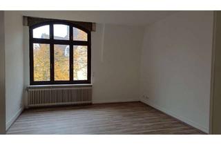 Wohnung mieten in Langobardenstrasse 20, 42277 Wuppertal, Helle Gemütliche 2-Zimmer-Wohnung in Wuppertal-Oberbarmen mit Weitblick in Denkmal