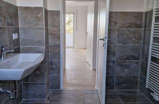 Wohnung mieten in Lerchenweg, 86444 Affing, Helle 2-Zimmer Wohnung mit Balkon in Affing