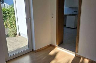 Wohnung mieten in Lindenstraße 11, 33758 Schloß Holte-Stukenbrock, Moderne 3-Zimmer Erdgeschosswohnung mit Garten in Schloß Holte-Stukenbrock