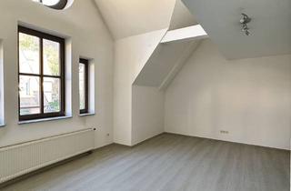 Wohnung mieten in 97877 Wertheim, Moderne Maisonette-Dachgeschosswohnung mit Burgblick – sofort verfügbar!
