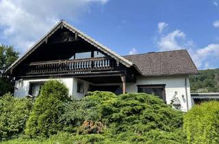 Haus kaufen in 54614 Schönecken, **Wohnhaus mit Garten und Garage in Schönecken**