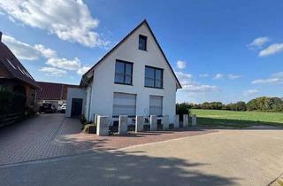 Einfamilienhaus kaufen in 30890 Barsinghausen, Einfamilienhaus mit Einliegerwohnung und zwei Garagen in Barsinghausen