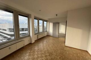 Anlageobjekt in Pfarrer Perabo Platz, 60326 Gallus, Schöne 2-Zimmer Wohnung mitten im Gallusviertel + Aufzug