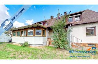 Einfamilienhaus kaufen in 91056 Erlangen, Alle unter einem Dach. Geräumiges Zweifamilienhaus in Erlangen-Frauenaurach.