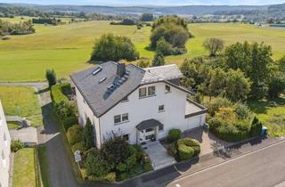 Einfamilienhaus kaufen in 65620 Waldbrunn, Wohnen mit Weitblick: Großes Einfamilienhaus mit idyllischem Grundstück in Waldbrunn-Fussingen