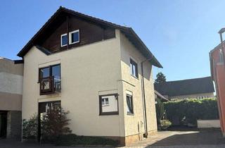 Einfamilienhaus kaufen in 76676 Graben-Neudorf, Graben-Neudorf - Tolle Alternative zur Wohnung! Lichtdurchflutetes EFH mit Terrasse, Stellplatz + Keller in zentraler Lage