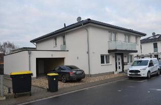 Haus kaufen in 47475 Kamp-Lintfort, Kamp-Lintfort - Großzügiges Zweifamilienhaus in Kamp-Lintfort