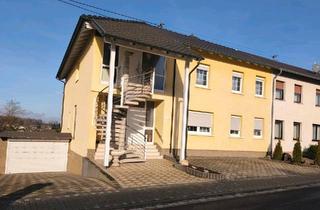 Haus kaufen in 66773 Schwalbach, Schwalbach - 2 Fam Haus Schwalbach