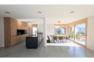 Haus kaufen in 71088 Holzgerlingen, Holzgerlingen - Privat: Wohnen wie im Doppelhaus - Luxuriöse 6,5 Zi. Maisonette