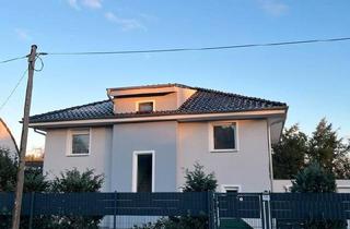 Einfamilienhaus kaufen in 14542 Werder (Havel), Werder (Havel) - Modernes Neubauhaus mit Garten und Doppelgarage