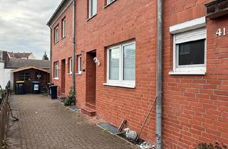 Reihenhaus kaufen in 31275 Lehrte, Lehrte - Charmantes Reihenhaus mit Garten in zentraler Lage von Lehrte