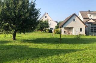 Haus kaufen in 33719 Bielefeld, Bielefeld - Zweifamilienhaus mit großem Garten