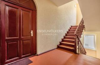 Haus kaufen in Neuendorfer Straße, 13585 Berlin, Berlin - Voll vermietetes Wohn- und Geschäftshaus nahe der Insel Eiswerder