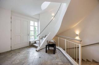 Wohnung kaufen in 82467 Garmisch-Partenkirchen, Exklusive Gartenwohnung mit Bergblick