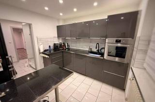 Wohnung mieten in Innere Weißenseestraße 48, 90537 Feucht, Helle 3-Zimmer-Wohnung mit Loggia, Keller & Parkplatz direkt am Bahnhof in Feucht